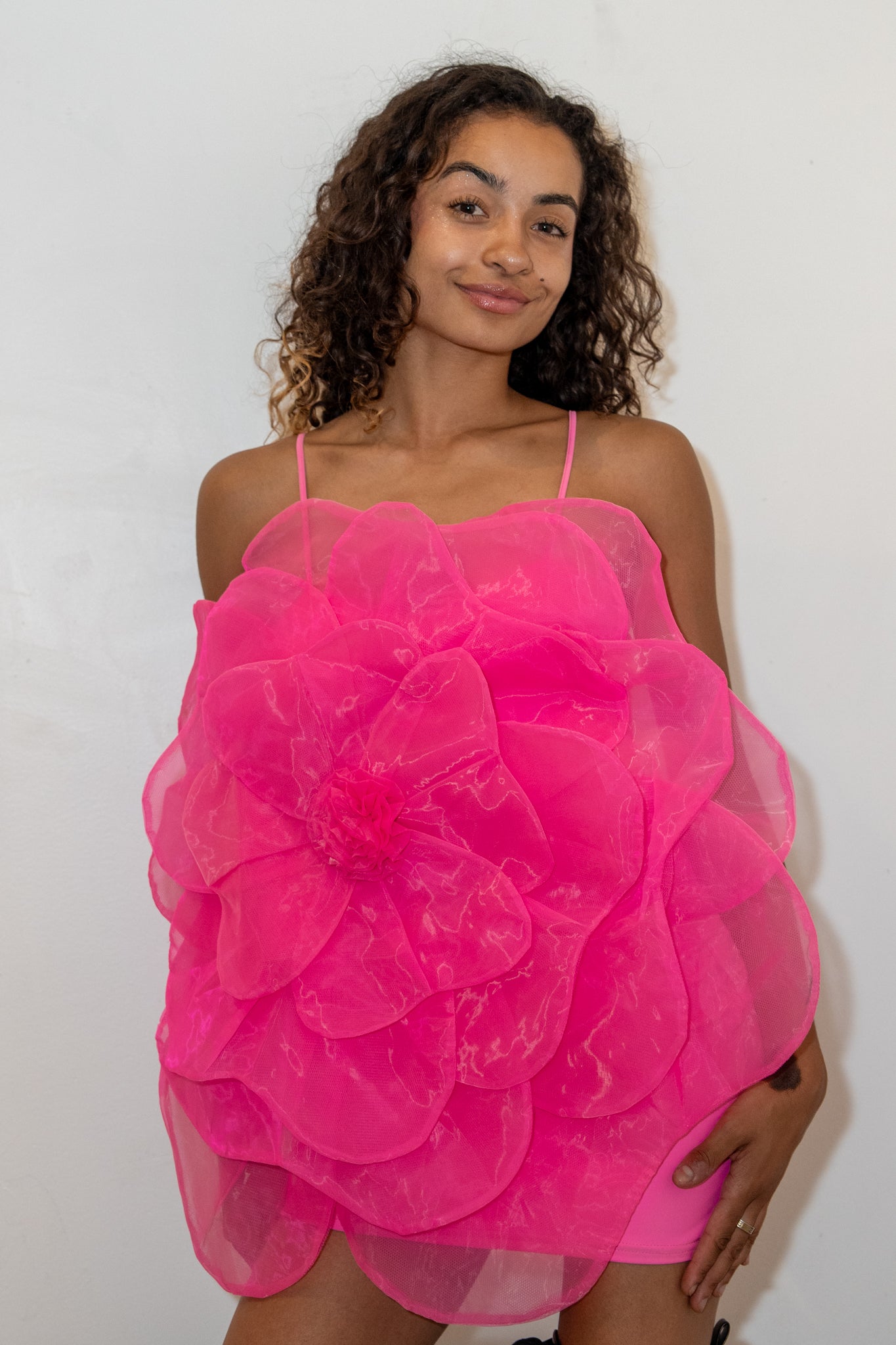 3D flower dress
stretchy / figure-flattering / lightweight
flirty / fun / festival-ready
parties / standout outfits / occasions